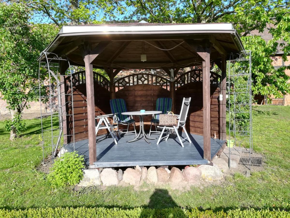 Pension Claudia Gueldenpfennig Tangermünde Esterno foto